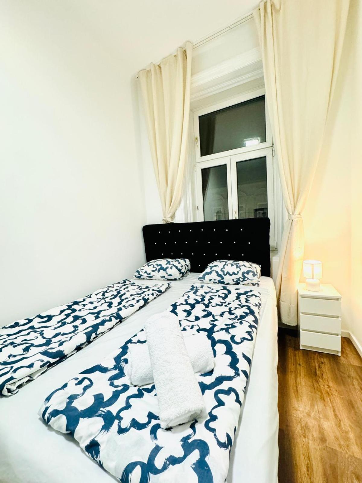 Affordable 5br Shared Apt, 11 Min To Atzgersdorf Apartment *