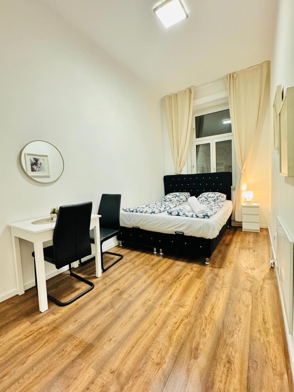 Apartment Affordable 5br Shared Apt, 11 Min To Atzgersdorf *
