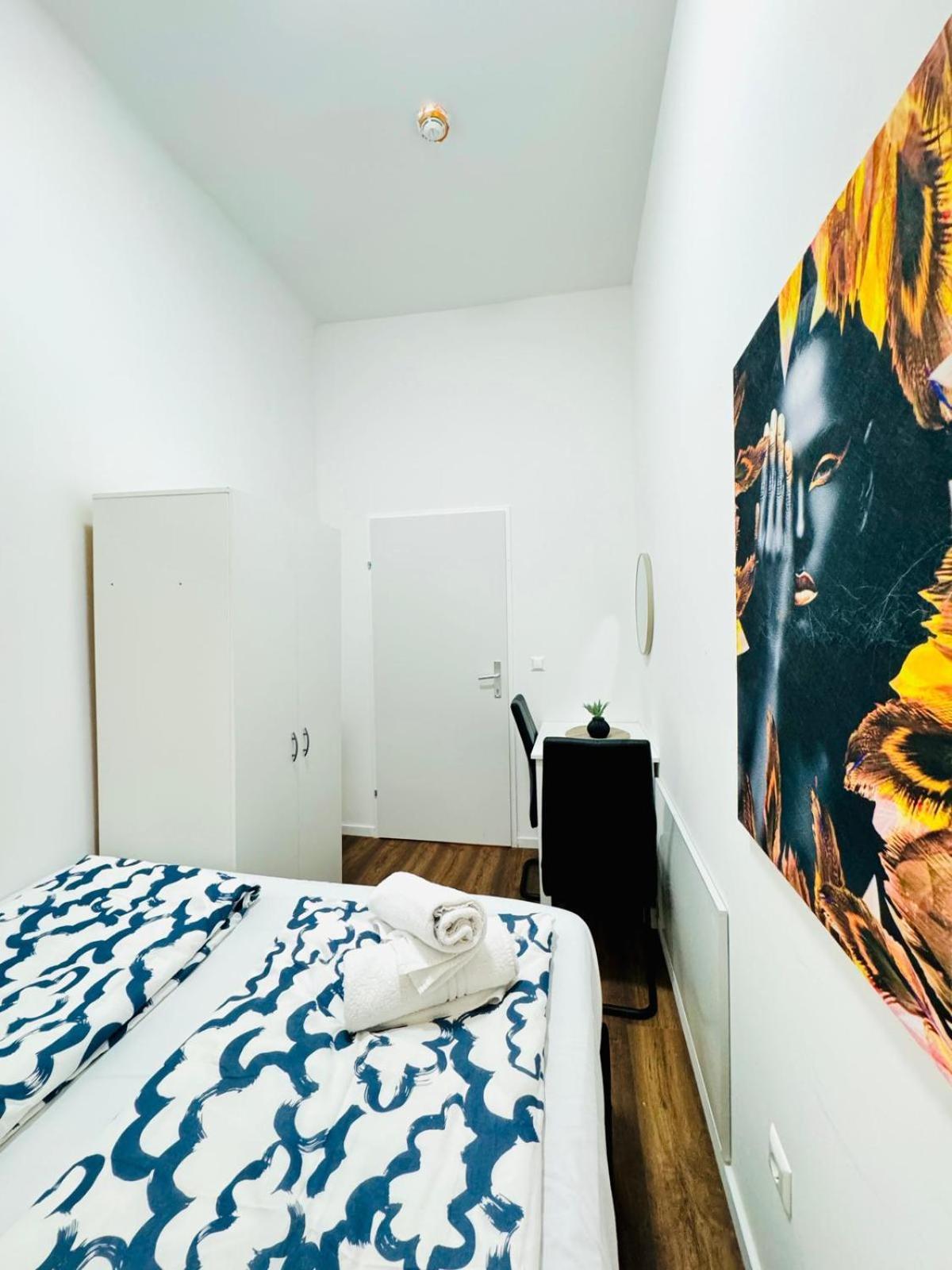 Affordable 5br Shared Apt, 11 Min To Atzgersdorf Apartment