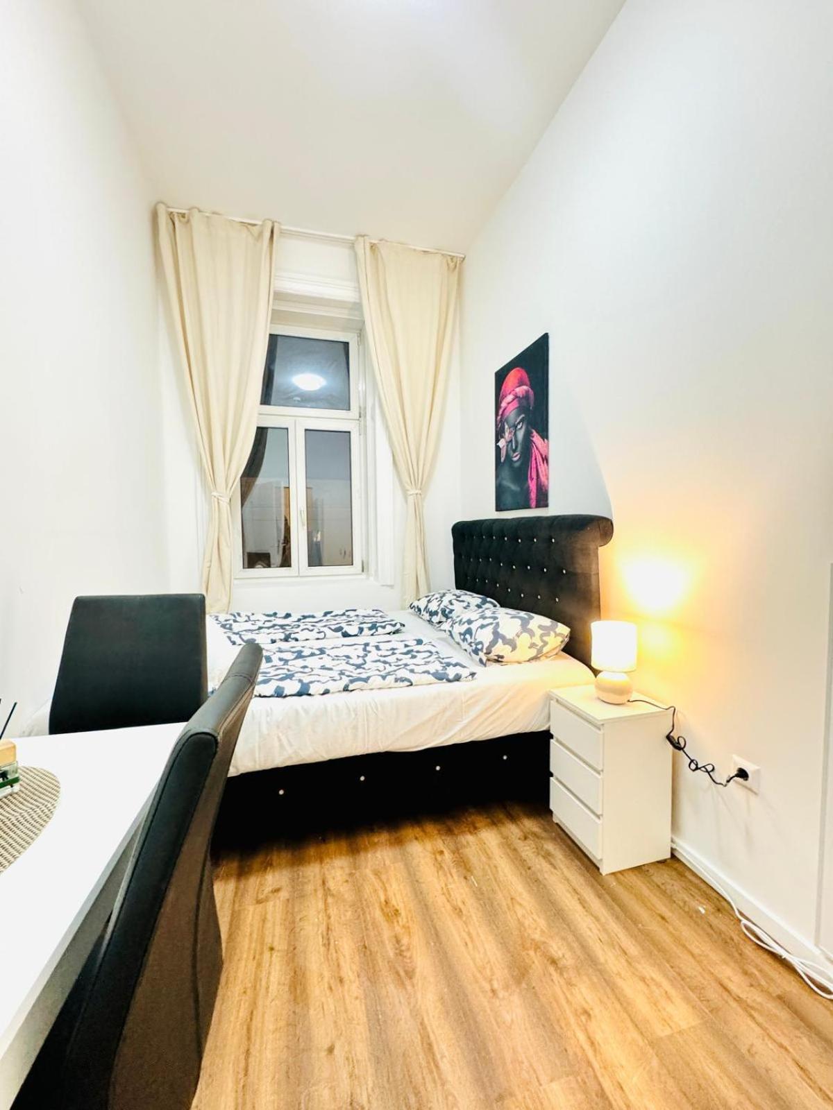 Apartment Affordable 5br Shared Apt, 11 Min To Atzgersdorf Wien