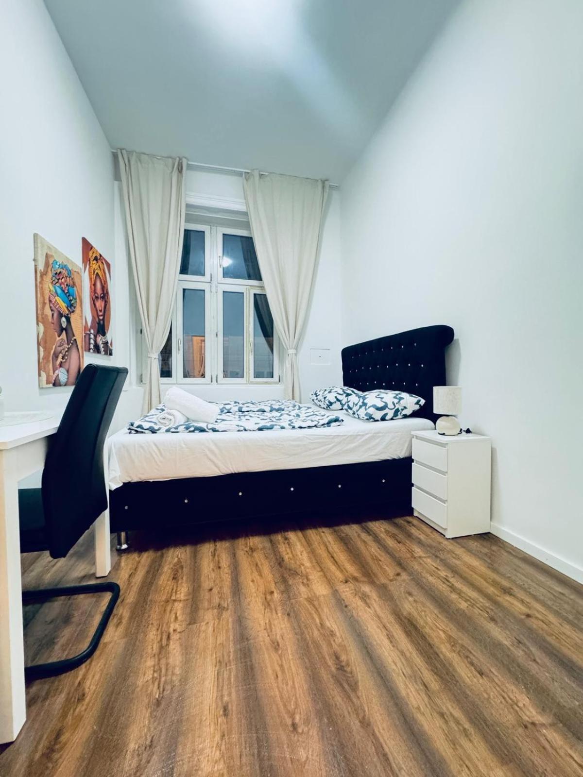 Apartment Affordable 5br Shared Apt, 11 Min To Atzgersdorf *